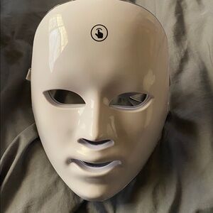 Sleek White LED Therapy Mask